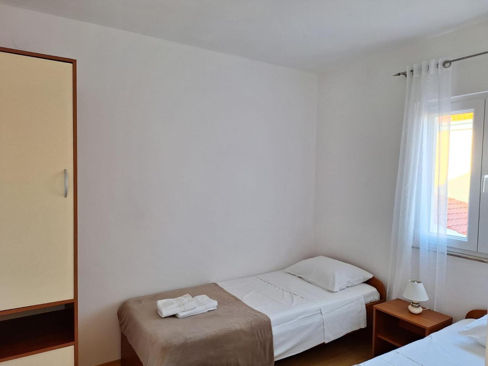 פריבלאקה Apartmani Marino מראה חיצוני תמונה